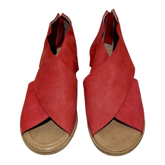 Roam by Bed-Stu Red Betty Sandals Size 10 - Picture 4 of 8